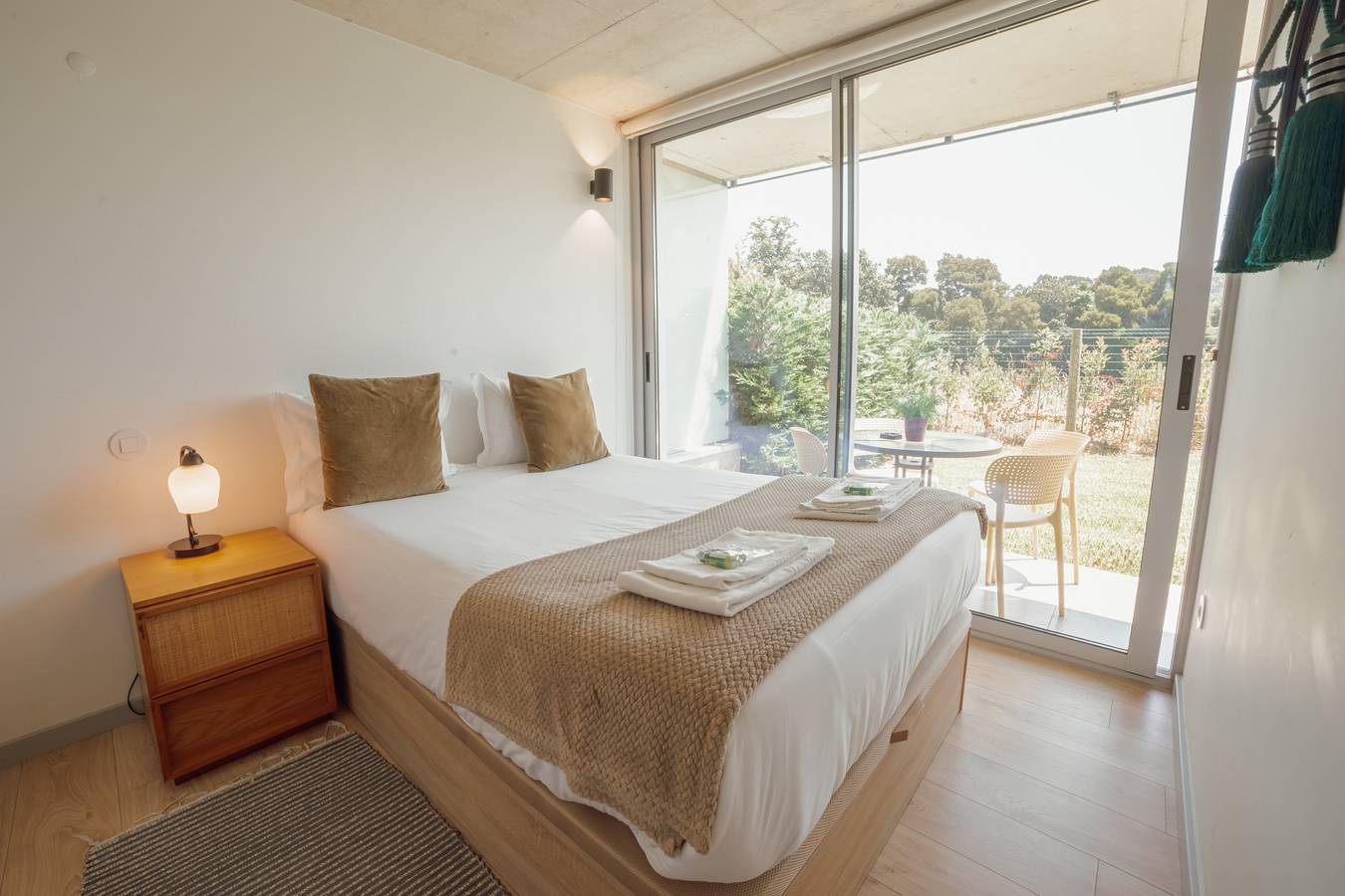 Apartamento inteiro, Amazing Design Garden with Pool in Oliveira do Douro, Distrito do Porto