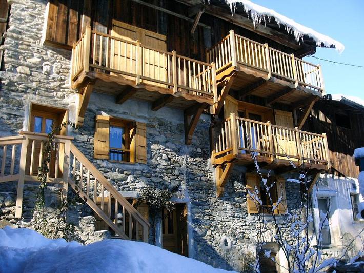 Gîte pour 9 personnes, avec Balcon ainsi que Jardin et Sauna