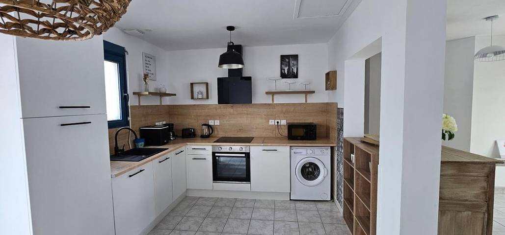 Location de vacances pour 8 personnes, avec Jacuzzi et Terrasse à Saint-Gaultier