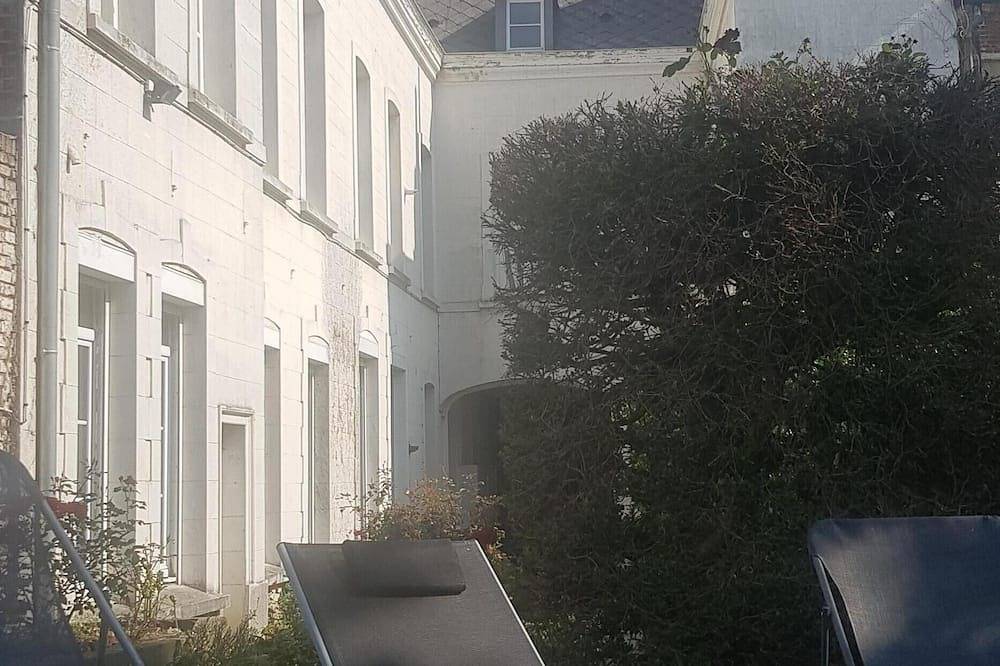 Entire apartment, Maddalena apartment in Valenciennes, Valenciennes region