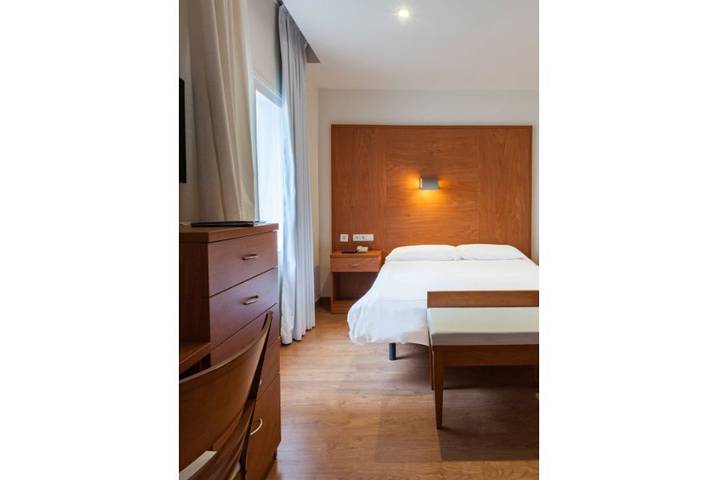 Hôtel pour 3 personnes, avec balcon