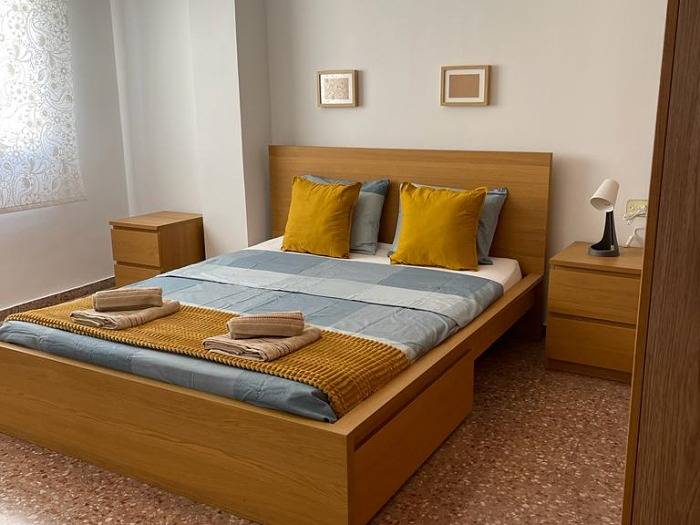 Ganze Ferienwohnung, Ferienwohnung für 10 Personen mit Balkon/Terrasse in Port de Sagunt, Sagunto