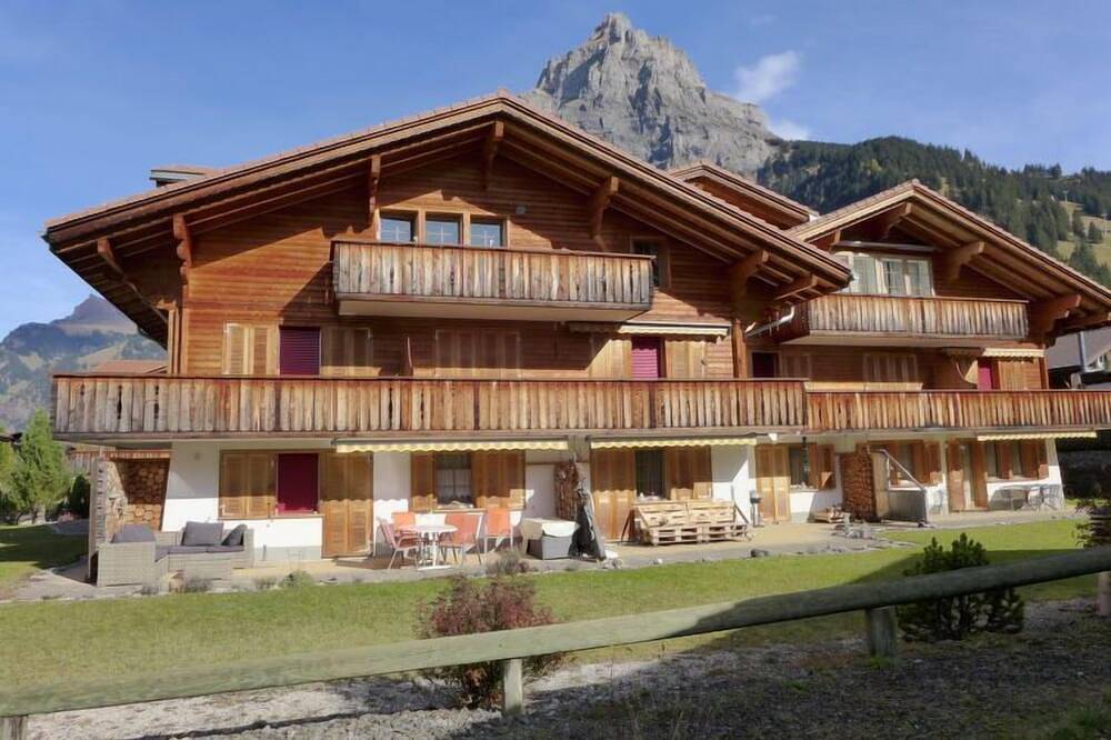 Ganze Wohnung, Laerchehus West in Kandersteg, Frutigen - Lenk - Adelboden
