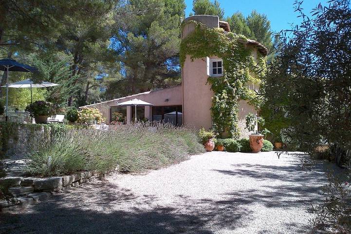 Maison d’hôte pour 2 personnes, avec jardin et piscine