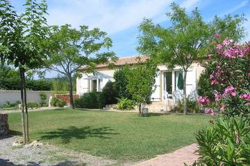 Location de vacances pour 4 personnes, avec terrasse et jardin à Vic-la-Gardiole