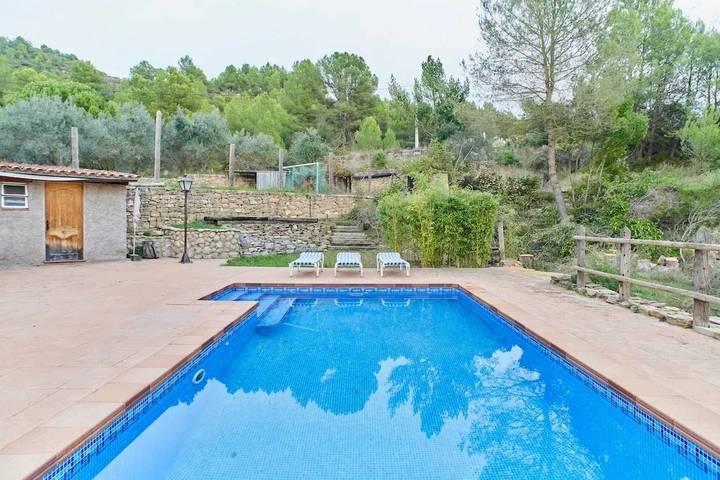Chalet para 6 personas, con jardín además de piscina y terraza en Bages - 3