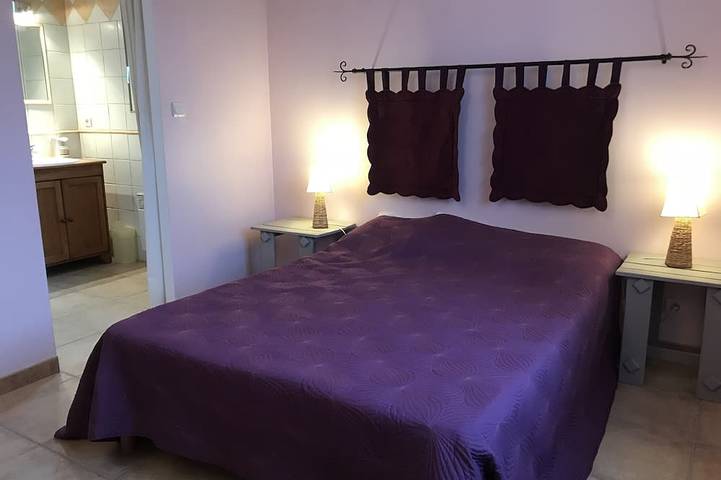 Location de vacances pour 8 personnes, avec jardin et terrasse, animaux acceptés à Rasteau - 2