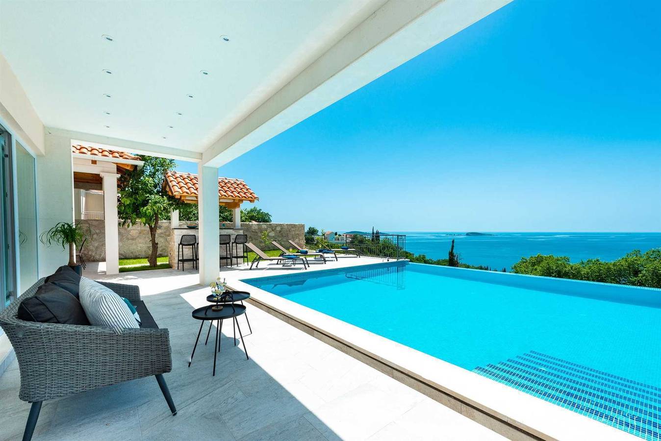 Villa Sunshine mit Infinity Pool in Mlini, Dubrovnik-Neretva