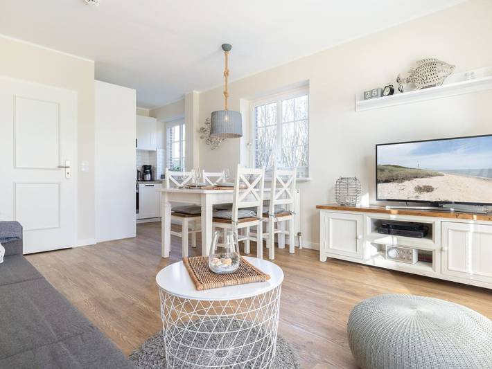 Ganze Ferienwohnung, Haus Am Dorfteich, App. Élise - Idylle & Komfort unmittelbar am Dorfteich. in Nordfriesische Inseln (Schleswig-Holstein) (Schleswig-Holstein), Wenningstedt