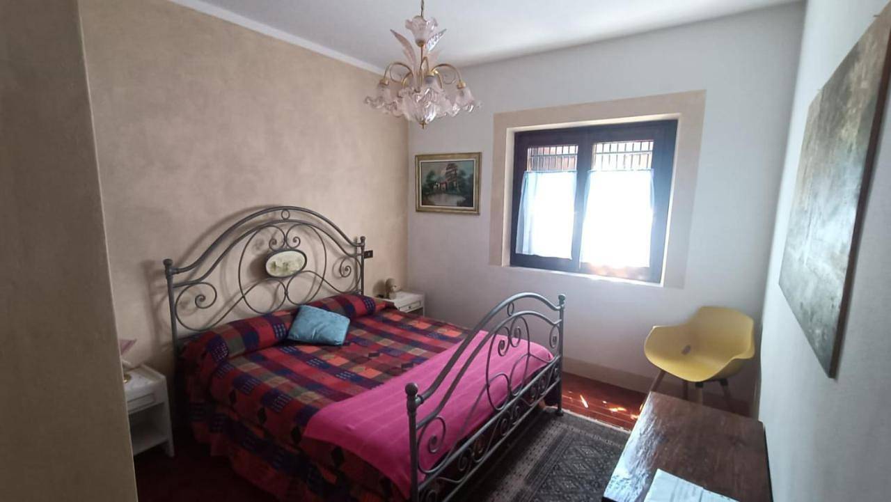 Geheel vakantieappartement, B&B le rose in Idro, Garda Bergen