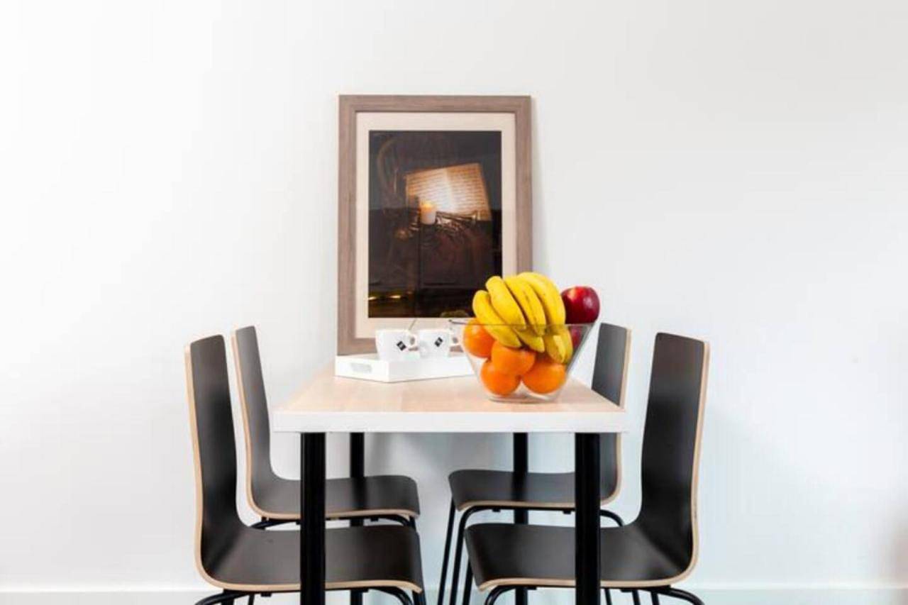 Geheel appartement, One-Bedroom Apartment in Delft, Stadsgewest Haaglanden