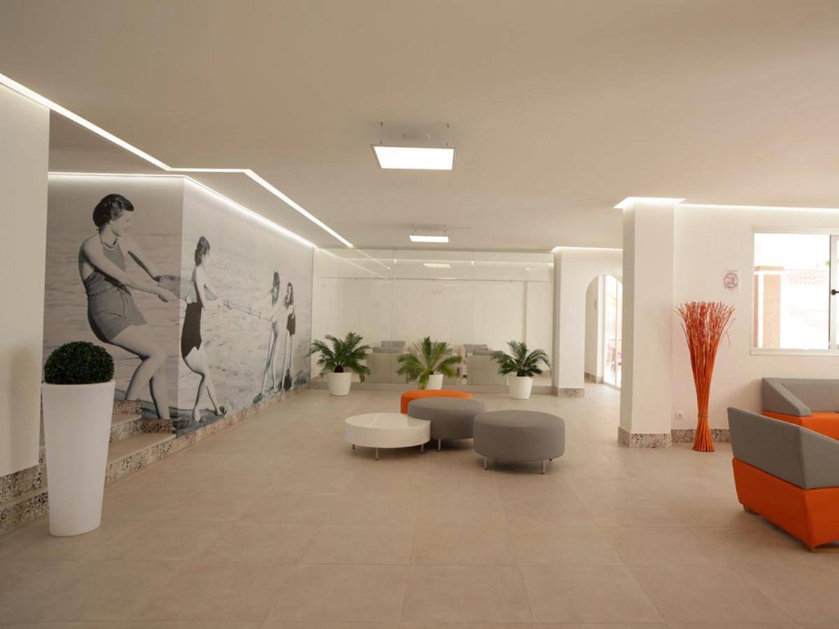 Appartement entier, Apartamentos Mar i Vent in Ocean Beach Ibiza, Sant Antoni de Portmany