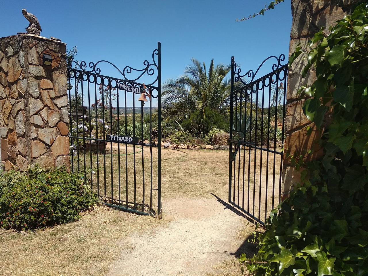 Finca "Cottage" mit gemeinschaftlichem Pool in Alcuéscar, Région de Cáceres