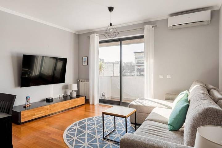 Apartamento de férias para 4 pessoas, com varanda em Amadora