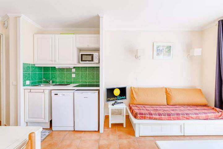 Gîte pour 4 personnes, avec piscine, animaux acceptés dans Gare Du Dramont - 2
