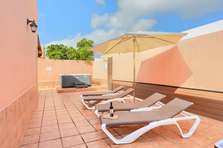 Villa Malva: Privater Whirlpool, Tischtennis & Entspannung in Corralejo in Tamaragua, La Oliva