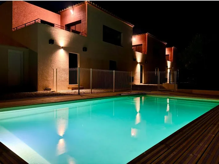 Appartement de vacances pour 6 personnes, avec vue ainsi que piscine et terrasse - 1