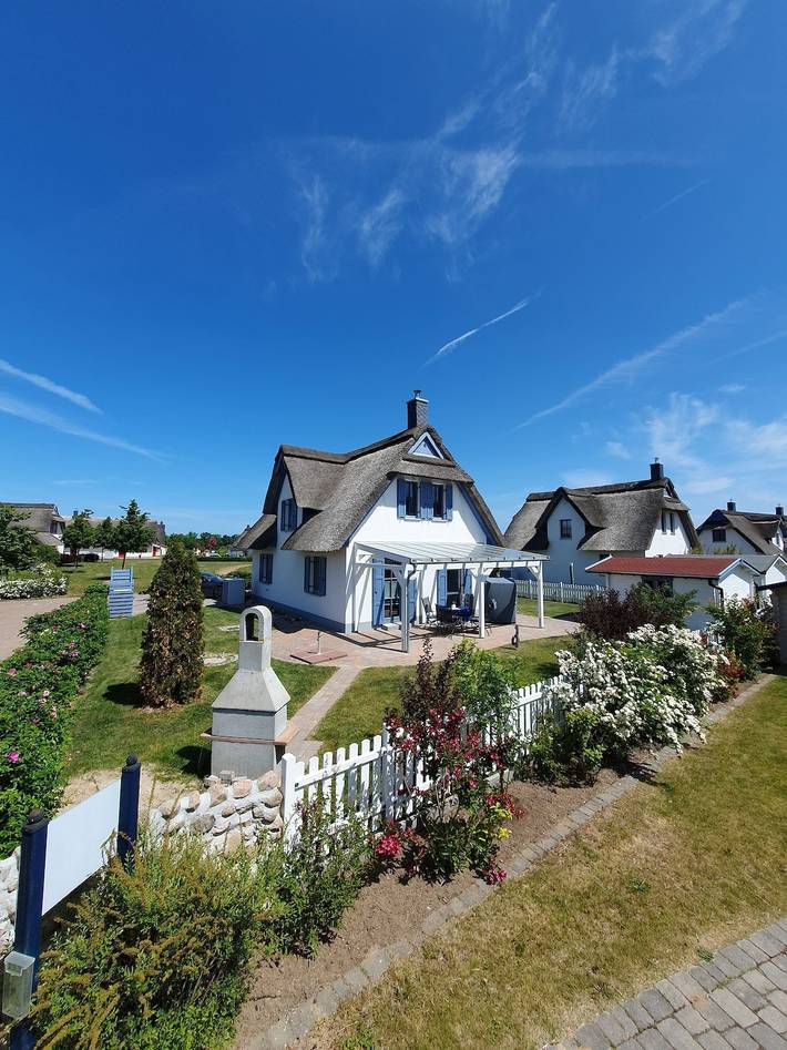 Ferienhaus für 4 Personen, mit Terrasse und Sauna sowie Garten in Zierow - 2