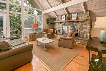 Glamping for 6 Guests in Gatlinburg, Sevier County, Picture 2