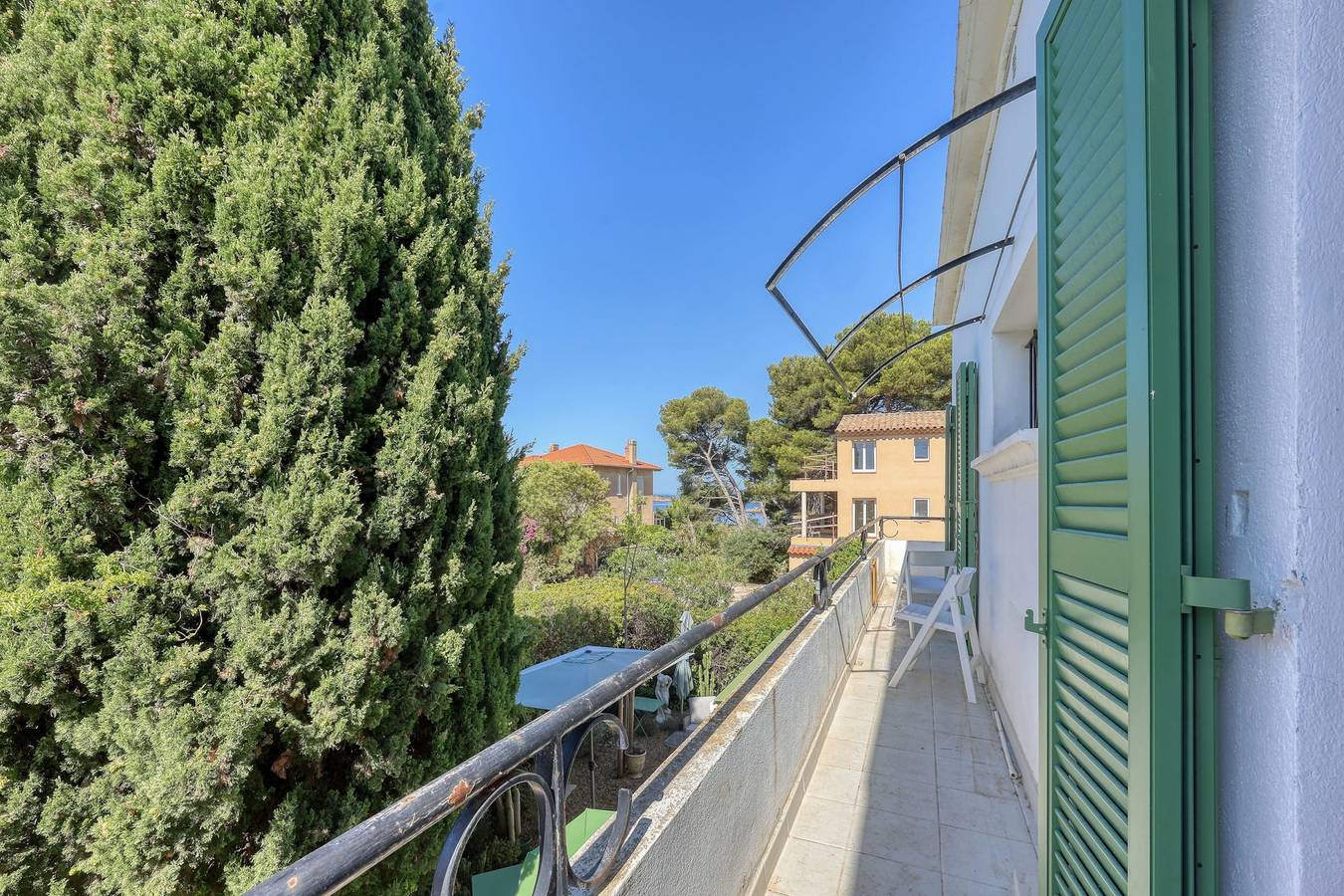 Appartement entier, Appartement Berry, vue mer - Welkeys in Bandol, Côte méditerranéenne (France)