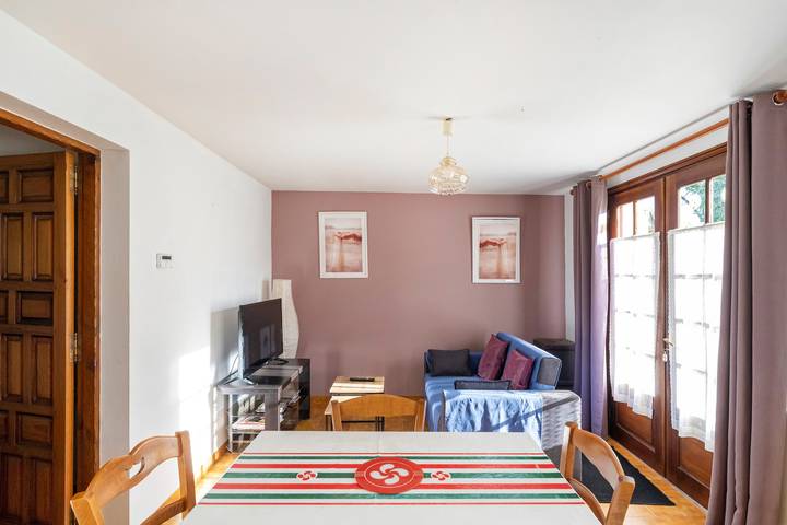 Ganze Wohnung, Komfortables Apartment nahe der spanischen Grenze in Saint-Pée-sur-Nivelle, Bayonne und Umgebung