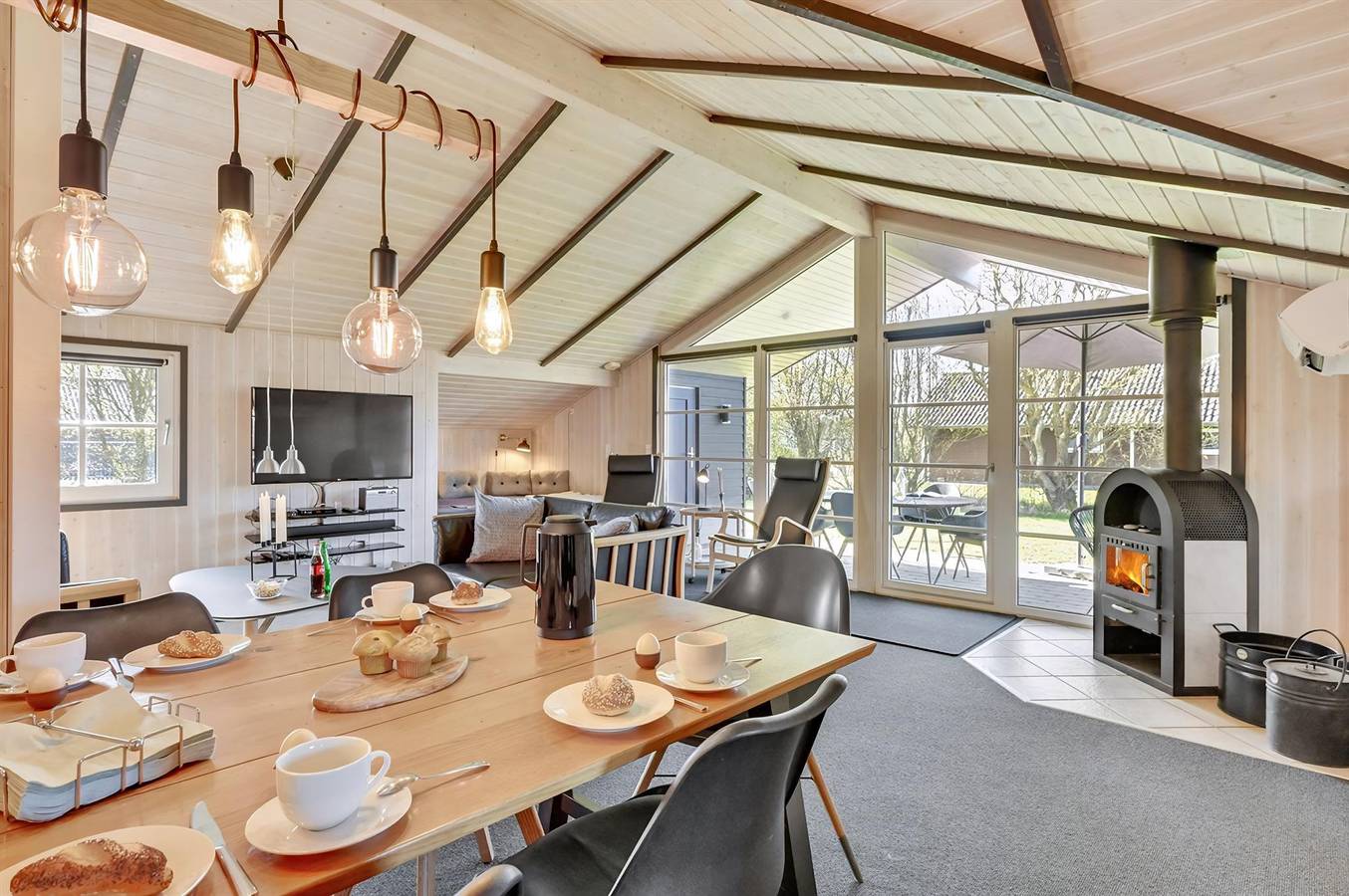 Stunning home in Hemmet w/ 3 Bedrooms, Sauna and Wifi in Bork Havn, Ringkøbing fjord