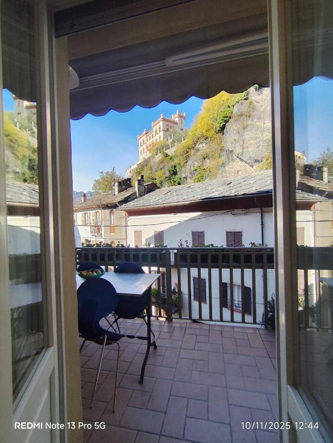 Gîte pour 5 personnes, avec vue et terrasse dans Pont-Saint-Martin (Aosta)