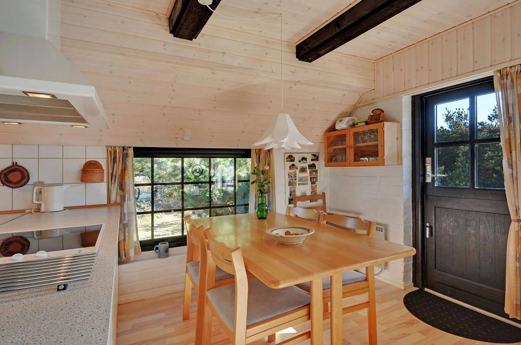 Holiday home with good wind protection and close to the dunes - Only 300 m to the beach! in Ulfborg, Holstebro Region