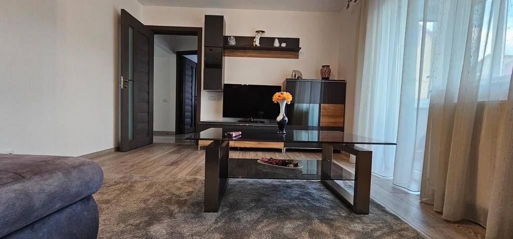 Gîte pour 4 personnes, avec balcon dans Poiana Brasov - Brasov - 3