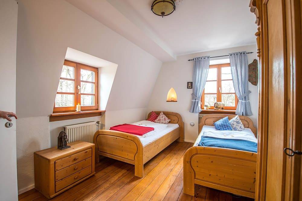 Ganze Wohnung, Wohnen auf einer Ritterburg in Bensheim, Bergstraße