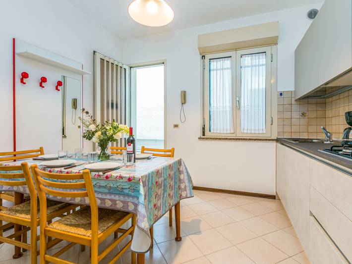 Appartamento vacanze per 5 persone, con Balcone e Terrazza a Lignano Sabbiadoro