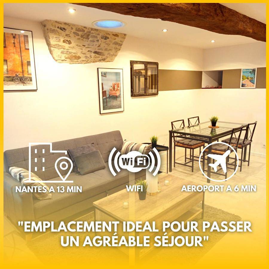 Two-Bedroom House in Bouguenais, Région de Nantes