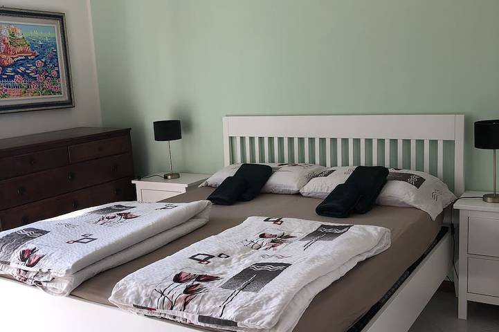 Ferienwohnung für 5 Personen, mit Balkon und Pool in Garda - 2