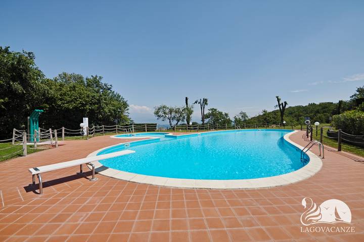 Gîte pour 6 personnes, avec vue sur le lac ainsi que terrasse et jardin à Padenghe sul Garda - 4