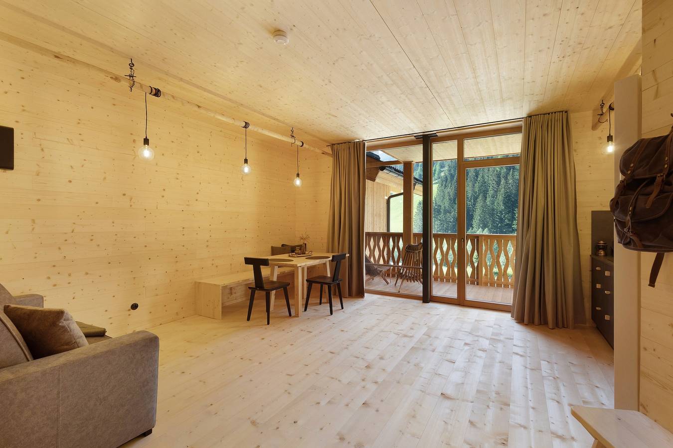 Appartement entier, Nouvelle ouverture – Appartement « Archerhof Rudis Hennenstoll » avec vue sur la montagne, jardin privé et Wi-Fi in Bichl (Ratschings), Racines (Italie)
