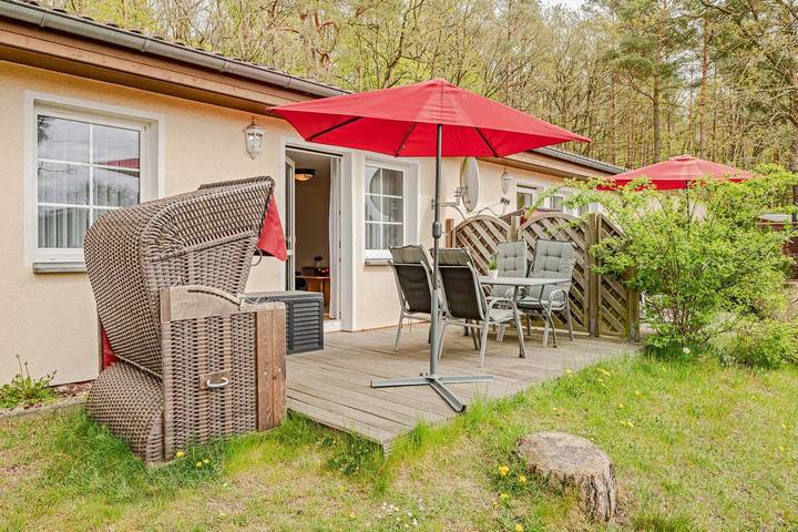 Ferienwohnung für 4 Personen, mit Terrasse und Garten in Korswandt