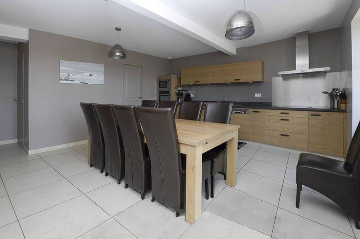 Gîte pour 14 personnes, avec Balcon et Jardin