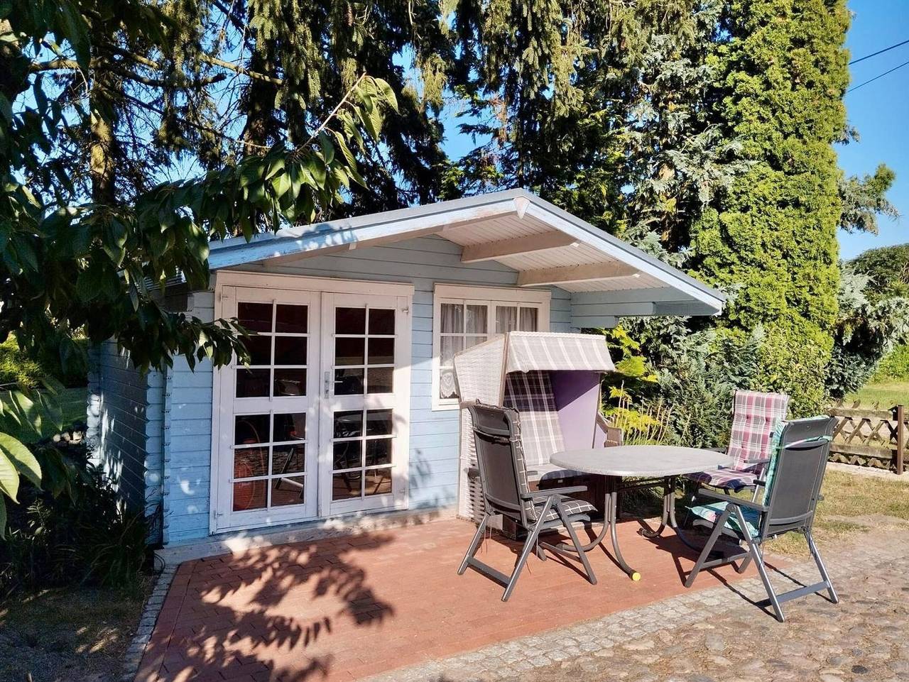 Ganze Ferienwohnung, Ferienhaus Auszeit - Ruhe und Natur pur - Ferienhaus in Güstrow - Umland, Mecklenburgische Seenplatte