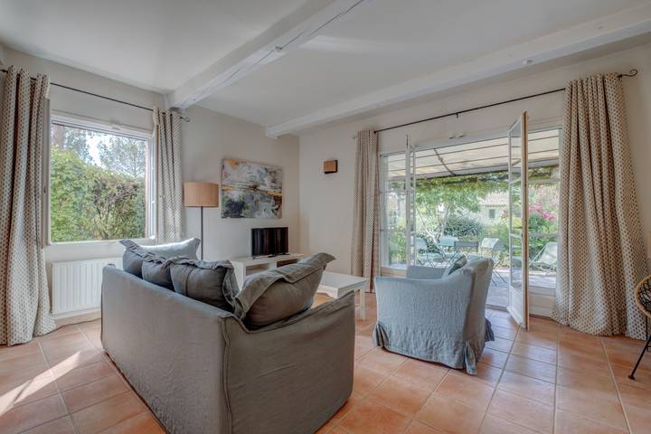 Location de vacances pour 6 personnes, avec balcon et jardin à La Motte - 2