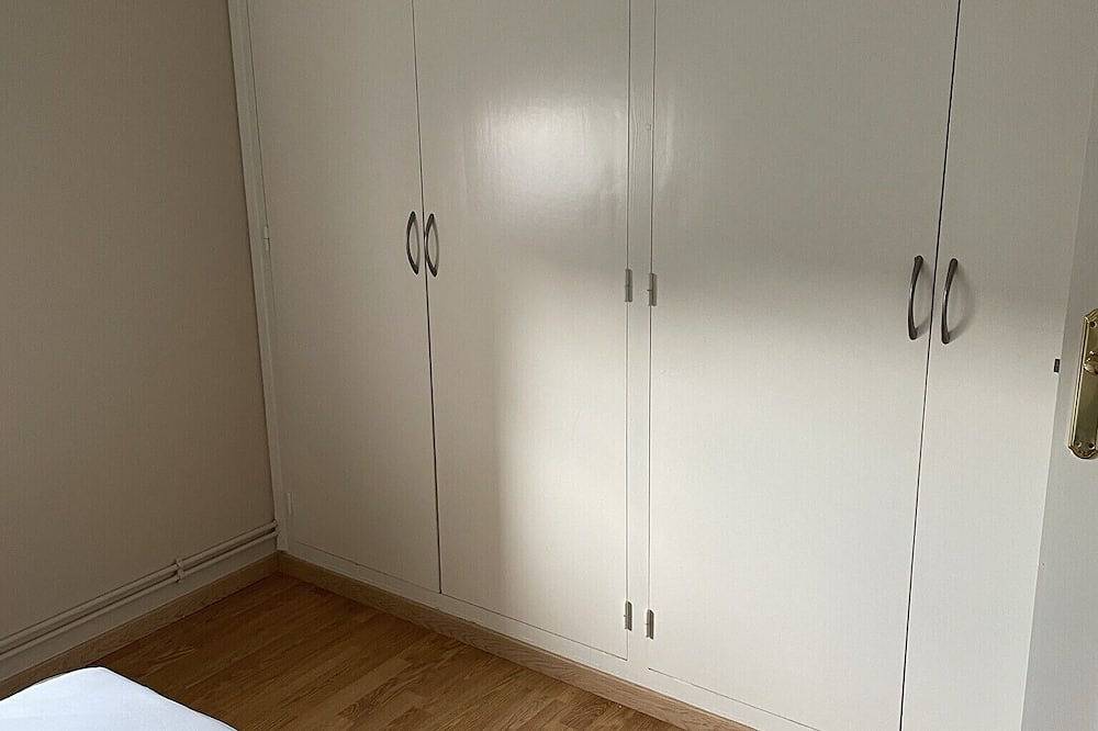 Beautiful house in the Ebro Delta with outdoor pool and 100 m. from the beach in Amposta, Delta de l'Ebre