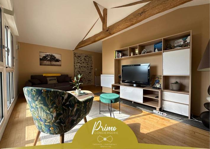 Location de vacances pour 8 personnes, avec vue et jardin, adapté aux familles à La Forêt-sur-Sèvre