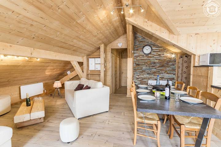 Gîte pour 6 personnes, avec terrasse ainsi que sauna et jacuzzi à Albiez-Montrond - 3