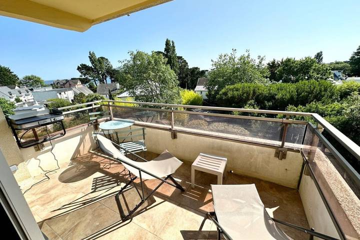 Gîte pour 2 personnes, avec balcon, adapté aux familles à Larmor-Plage - 4