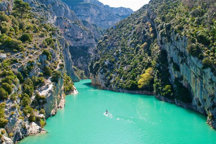 Station pour 5 personnes, avec piscine et balcon à Saint-Laurent-du-Verdon - 3
