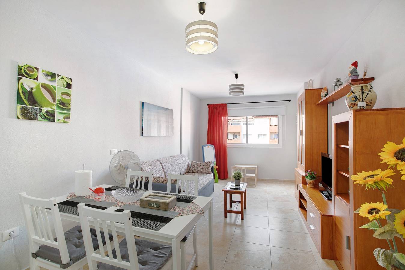 Apartamento entero, Apartamento vacacional 'Puertito Guimar' con terraza compartida, balcón y Wi-Fi in Puertito de Güímar, Güímar