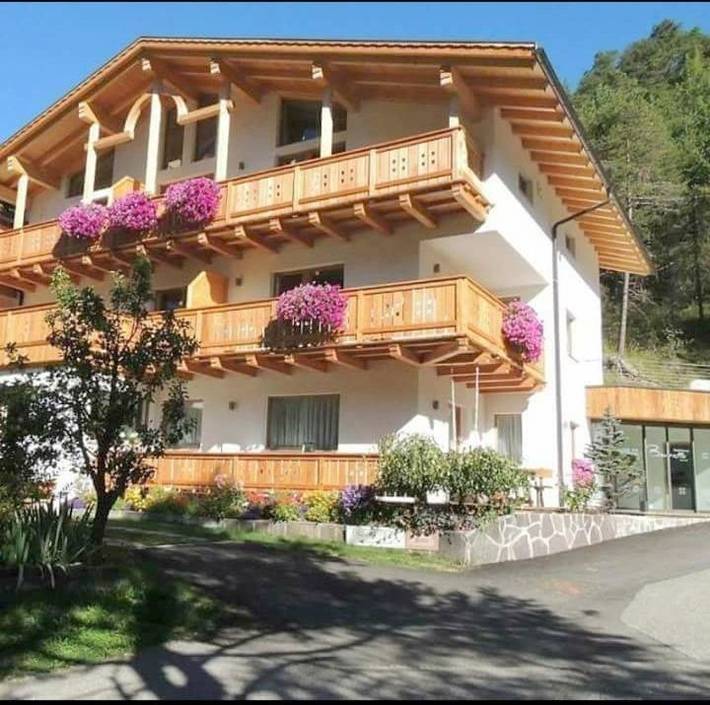 Appart’hôtel pour 4 personnes, avec vue et jardin, animaux acceptés