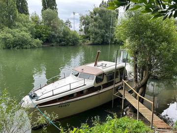 Bateau pour 5 personnes, avec jardin et vue, animaux acceptés à Louveciennes