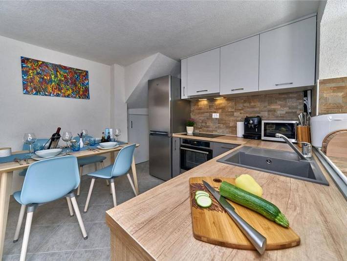 Villa pour 5 personnes, avec jardin dans Šolta - 3