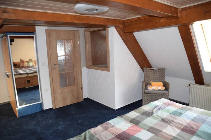 Ferienhaus für 8 Personen, mit Terrasse und Garten sowie Sauna und Whirlpool in Südharz - 4