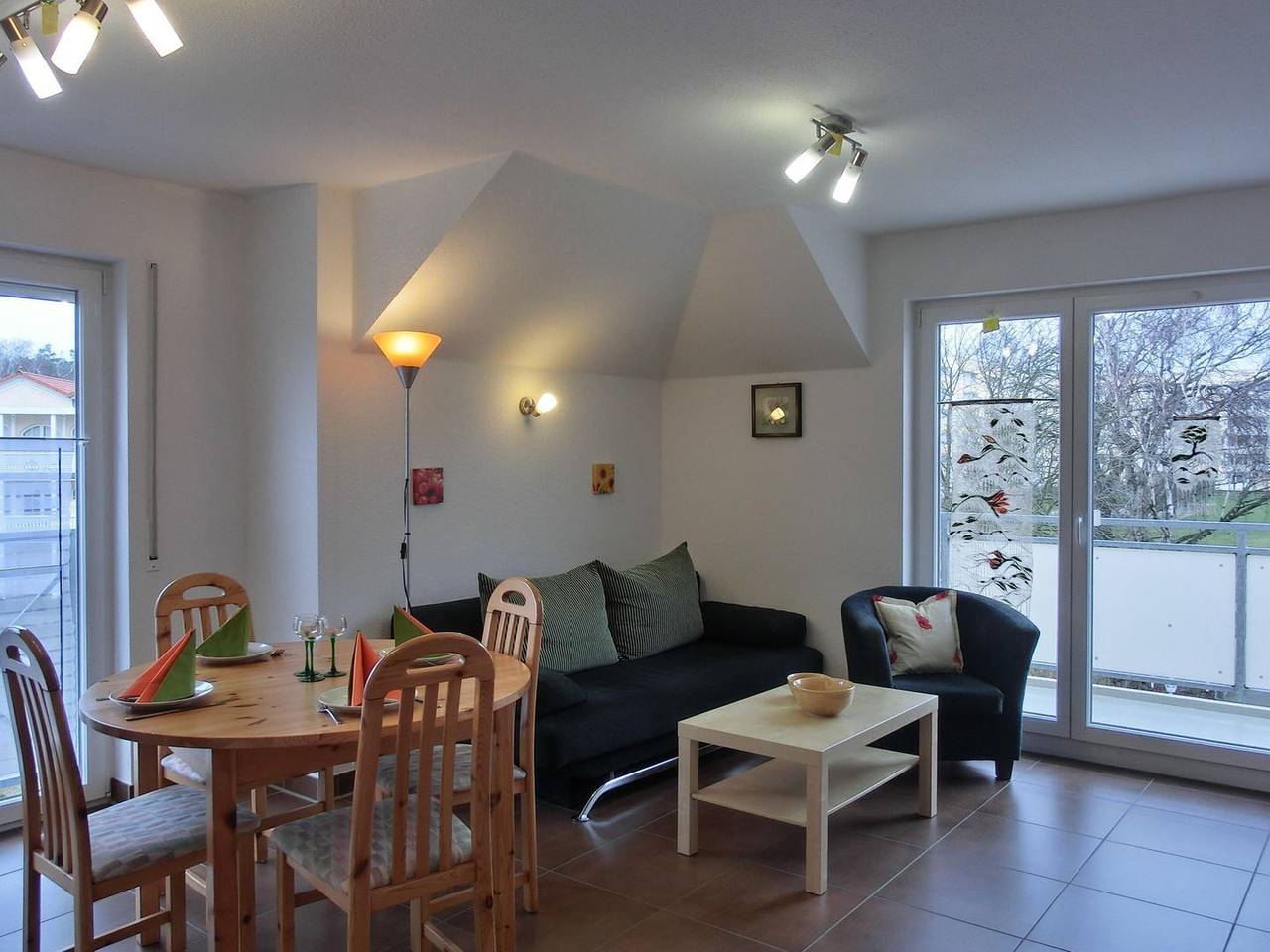 Apartamento entero, 3-Zi.-Fewo in ruhiger Ortszentrumslage im Dachgeschoss in Graal-Müritz, Rostock y sus alrededores